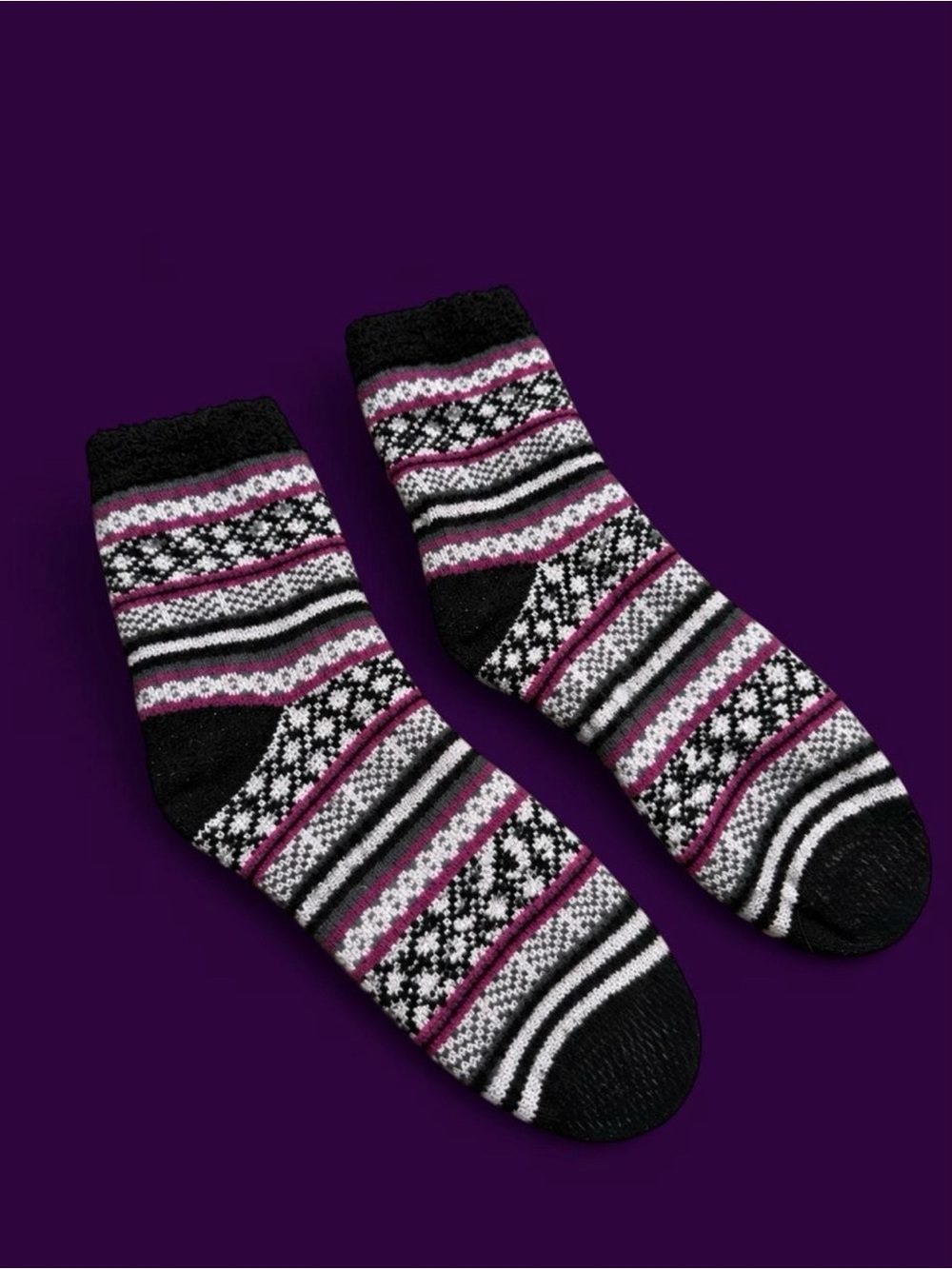 Cozy Purple Patterned Gripper Socks
